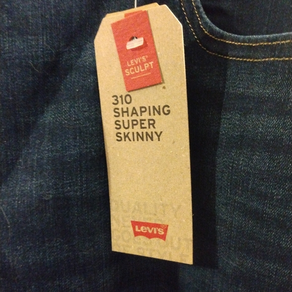 Levi plus size 310 shaping super skinny size 20 - Picture 2 of 5